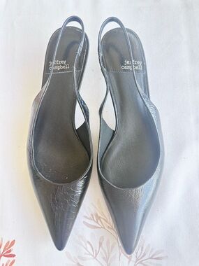 Jeffrey Campbell Black Pointed Slingback Flats with Leather Upper. Size 8.5